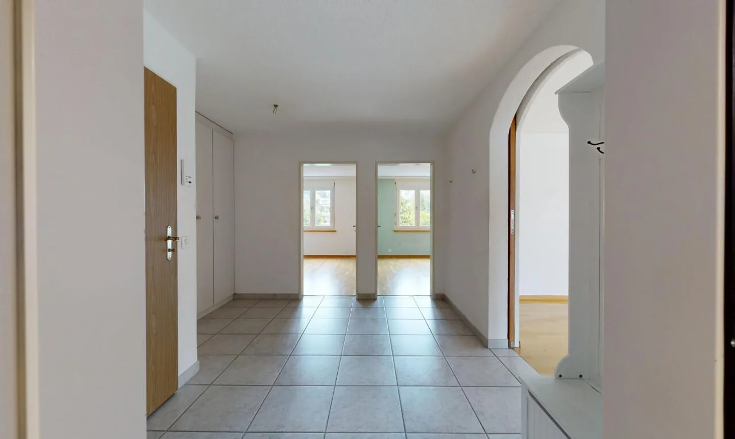 Appartement attrayant de 4,5 pièces avec balcon dans un emplacement calme à Widen - Photo 9 sur 11