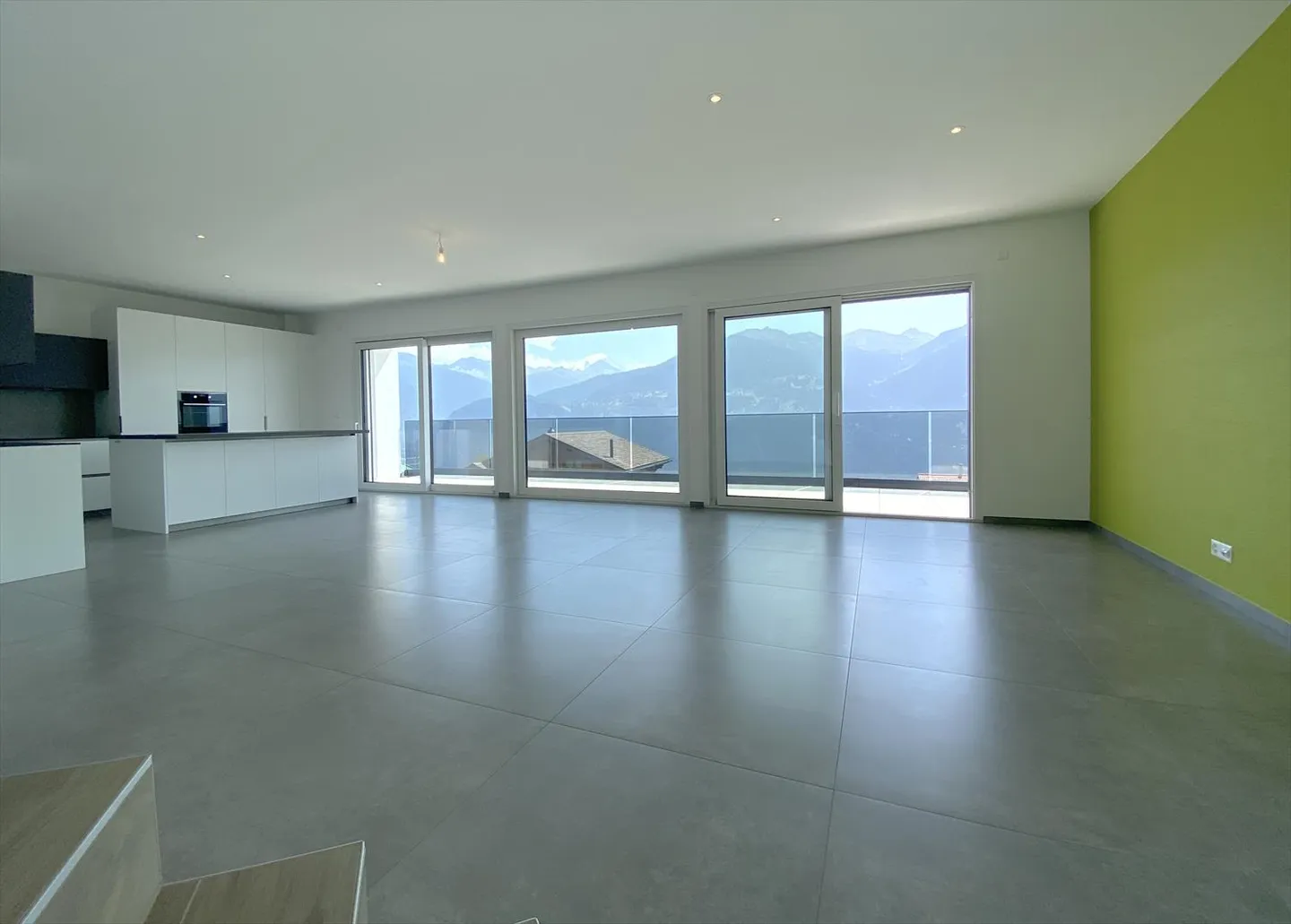 Villa 5.5 pièces - Photo 4 sur 13