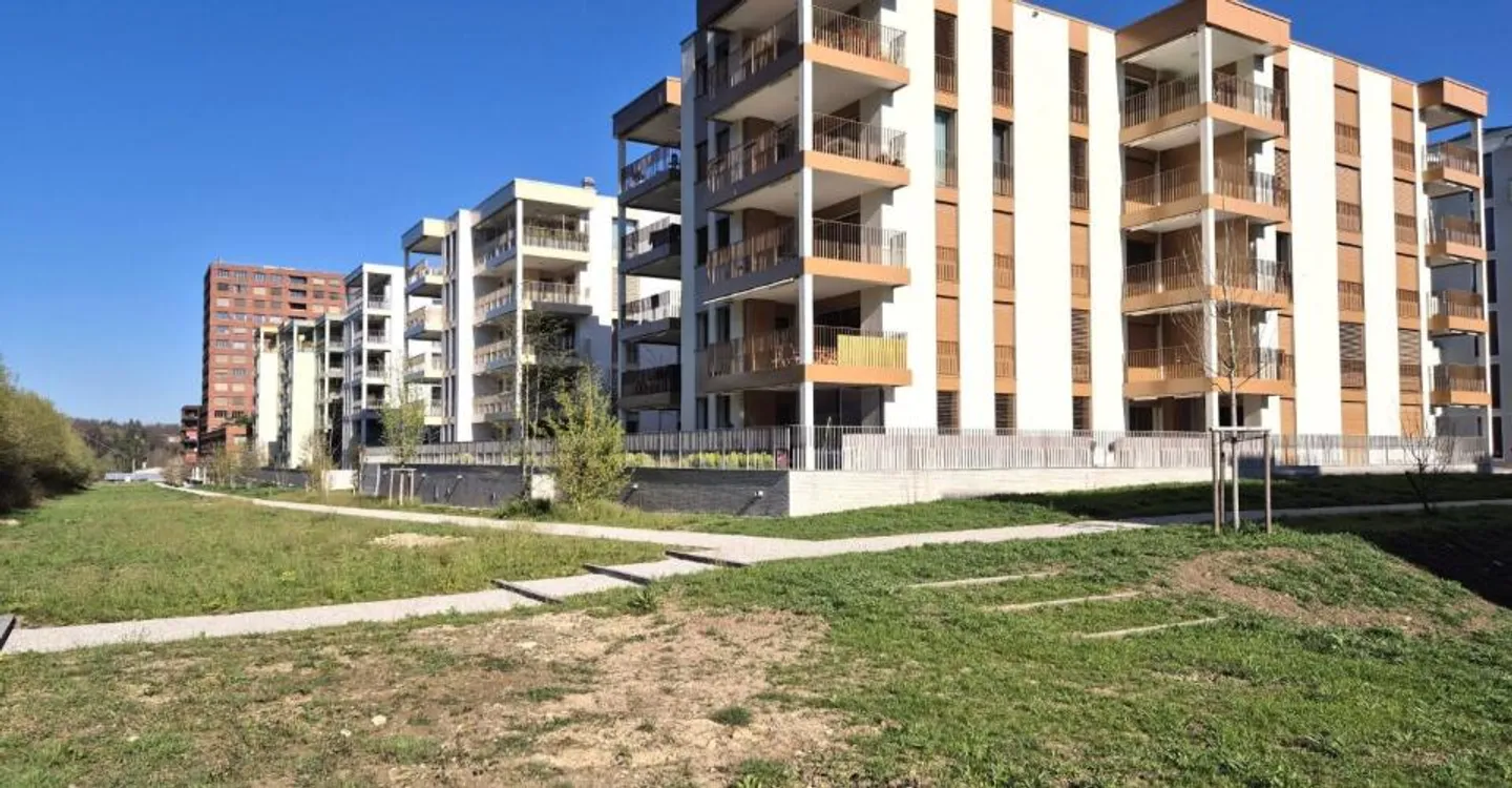 Berges 2 - Appartement 3.5 pièces au 2ème étage - Photo 1 of 8