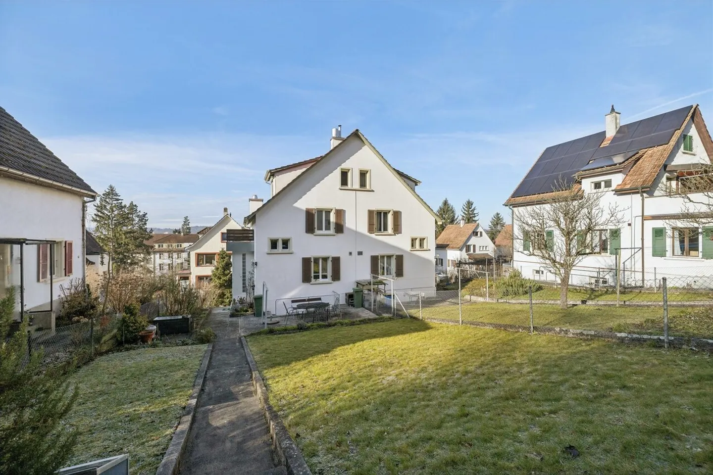 Charmantes Doppeleinfamilienhaus - Foto 1 von 7