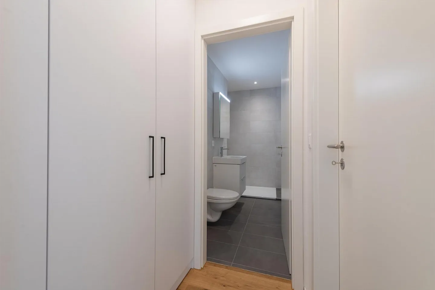 Elegante appartamento di 2,5 locali con charme d'epoca - Foto 5 di 6