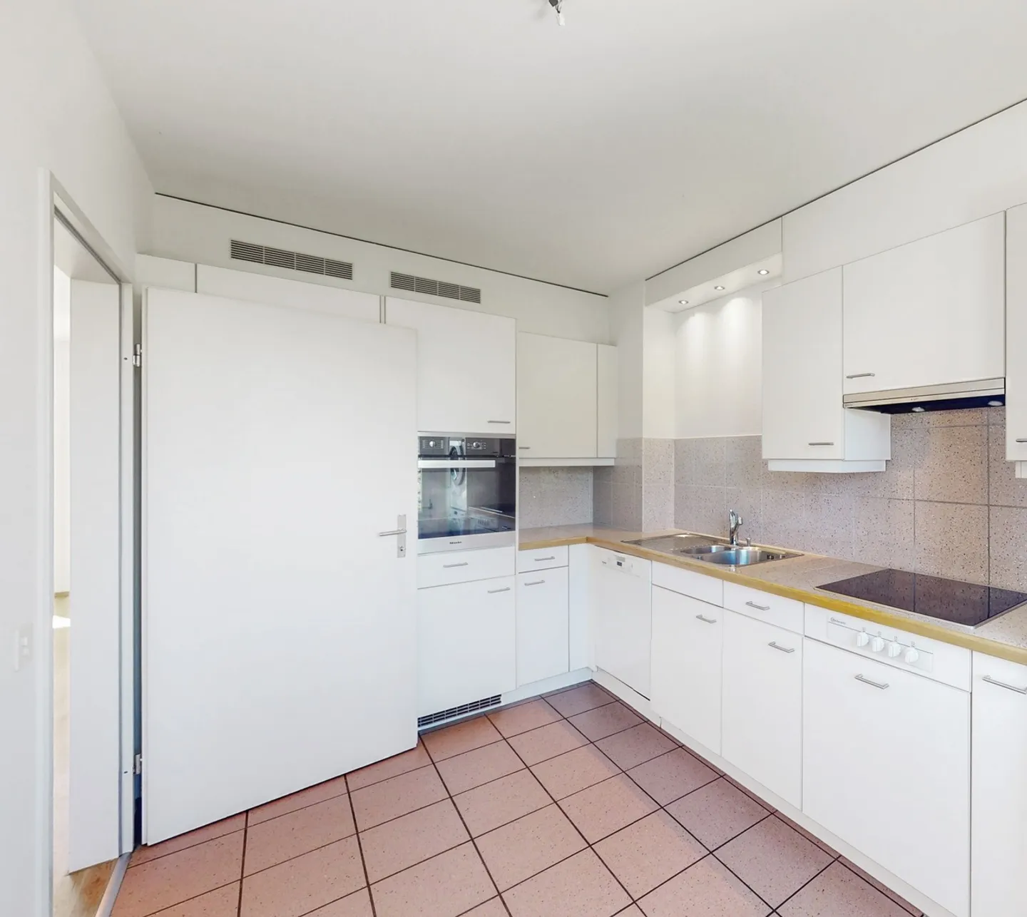 Ampio appartamento duplex a Riehen - Foto 3 di 12