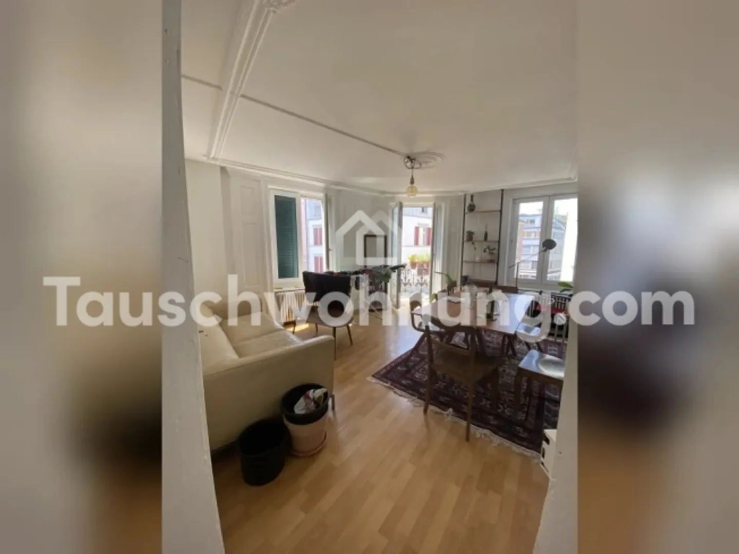 [ÉCHANGE D'APPARTEMENT] Échange de bel appartement ancien en plein centre-ville - Photo 1 sur 4