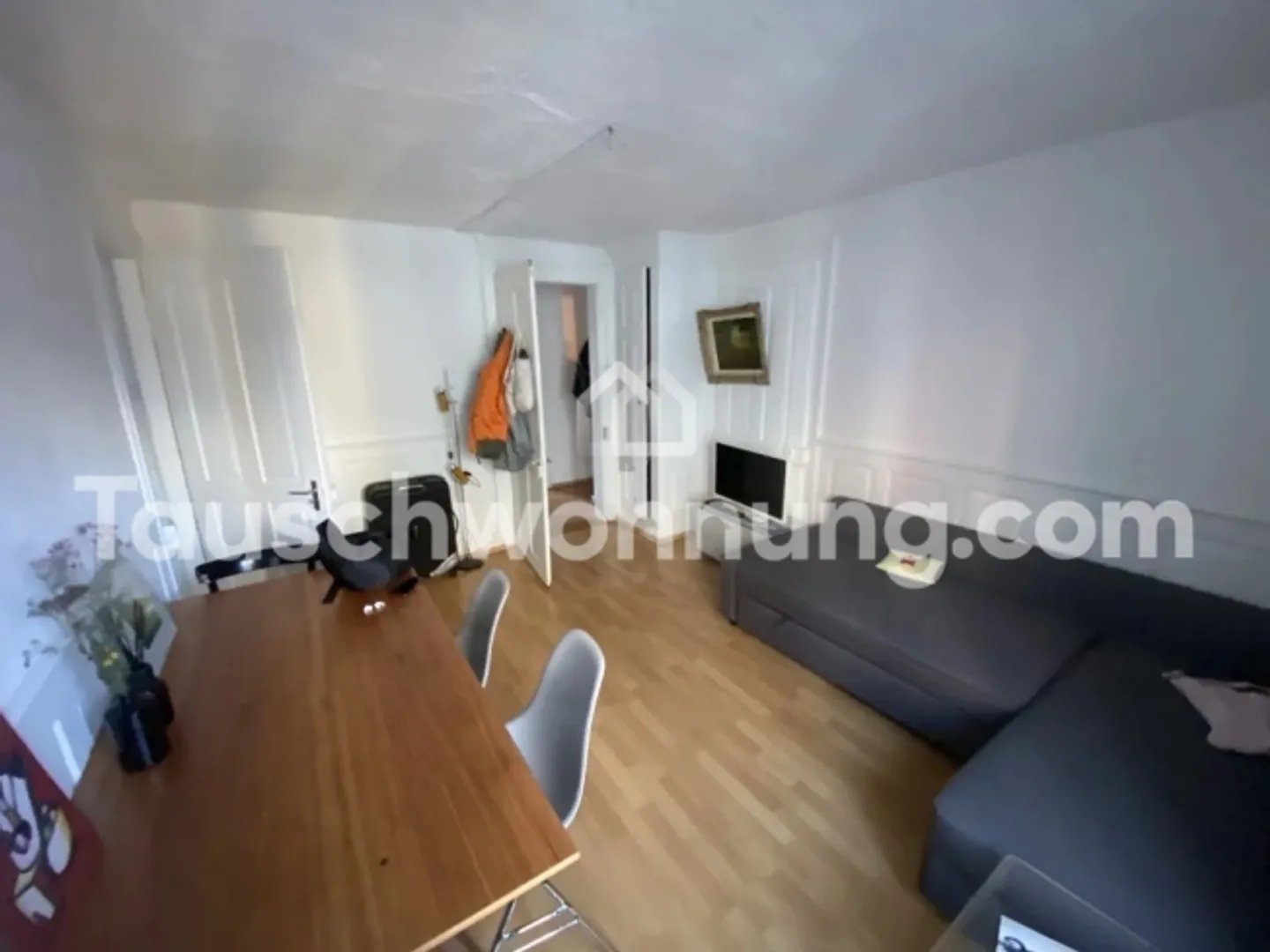 [ÉCHANGE D'APPARTEMENT] Échange de bel appartement ancien en plein centre-ville - Photo 2 sur 4