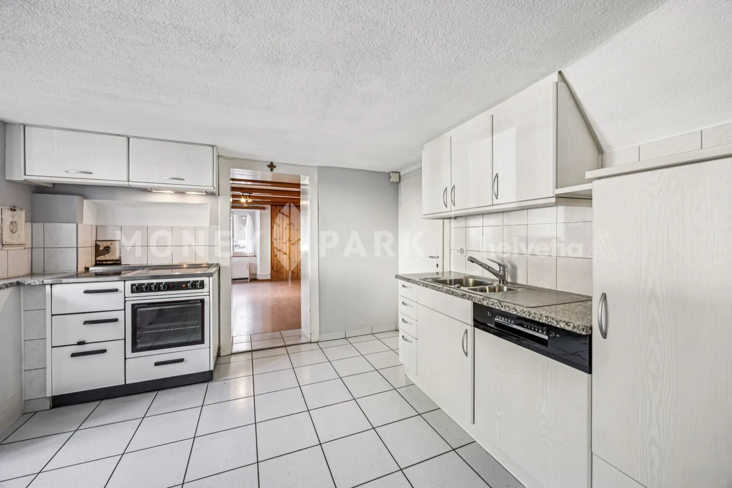 Casa bifamiliare caratteristica con edificio economico e posizione idilliaca - Foto 4 di 12