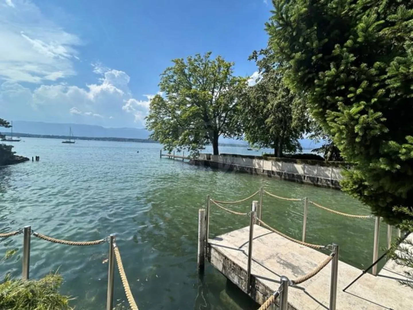 Casa singola in affitto - Foto 3 di 3