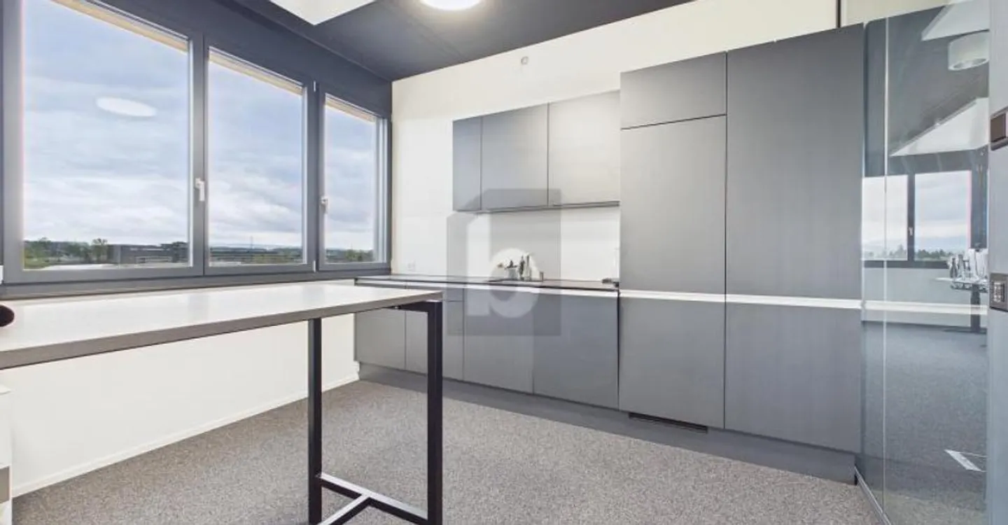 Bureau Attique Moderne avec Vue - Photo 3 sur 6