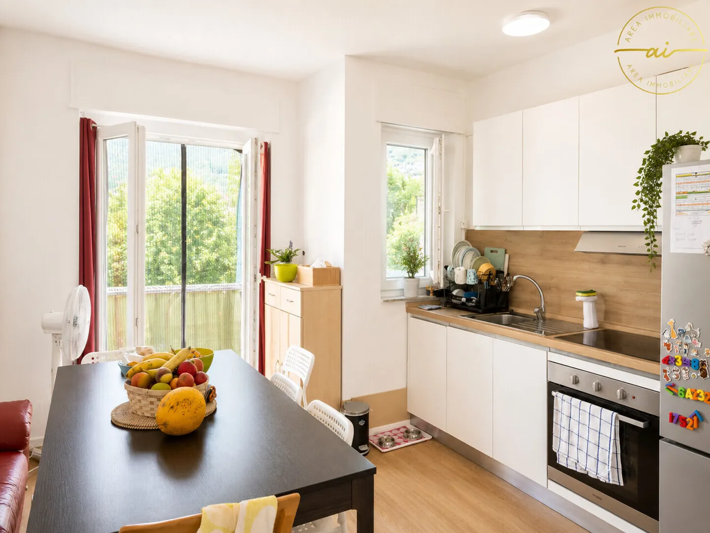 APPARTEMENT RÉNOVÉ DE 4 PIÈCES - Photo 1 sur 10