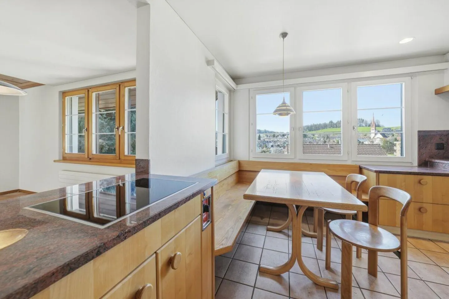 Paradise familial indépendant avec appartement, vue dégagée et offre d'espace polyvalent - Photo 11 sur 30