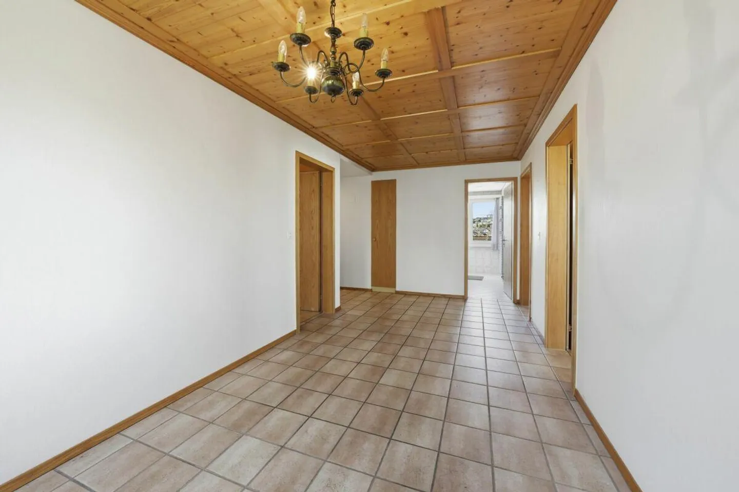 Paradise familial indépendant avec appartement, vue dégagée et offre d'espace polyvalent - Photo 17 sur 30