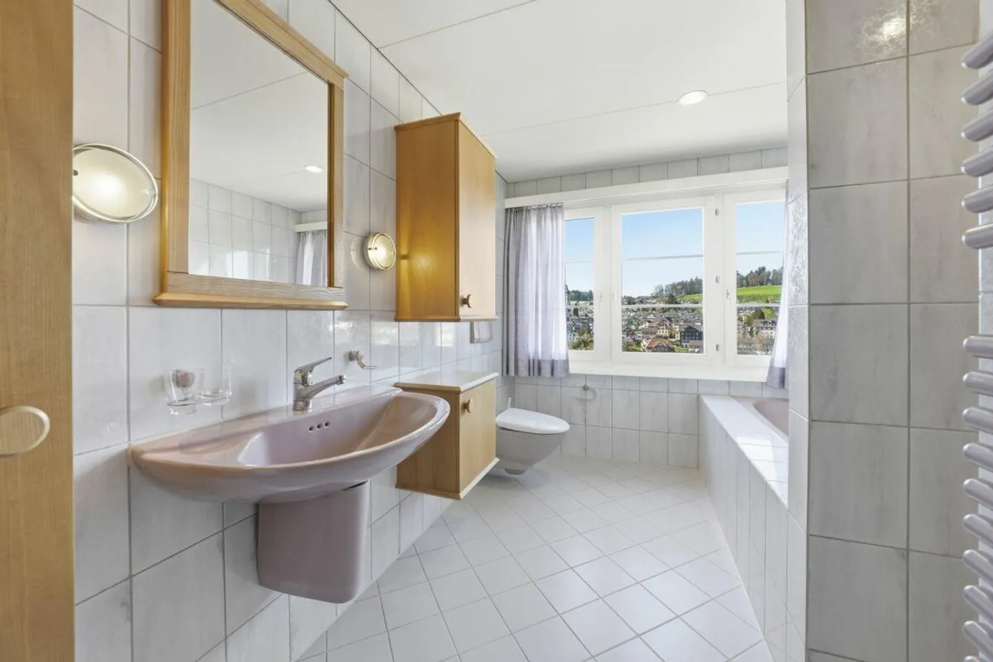 Paradise familial indépendant avec appartement, vue dégagée et offre d'espace polyvalent - Photo 23 sur 30