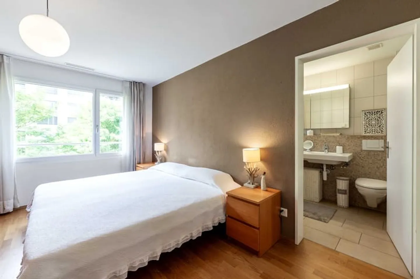 Apartment for rent - Photo 4 of 9