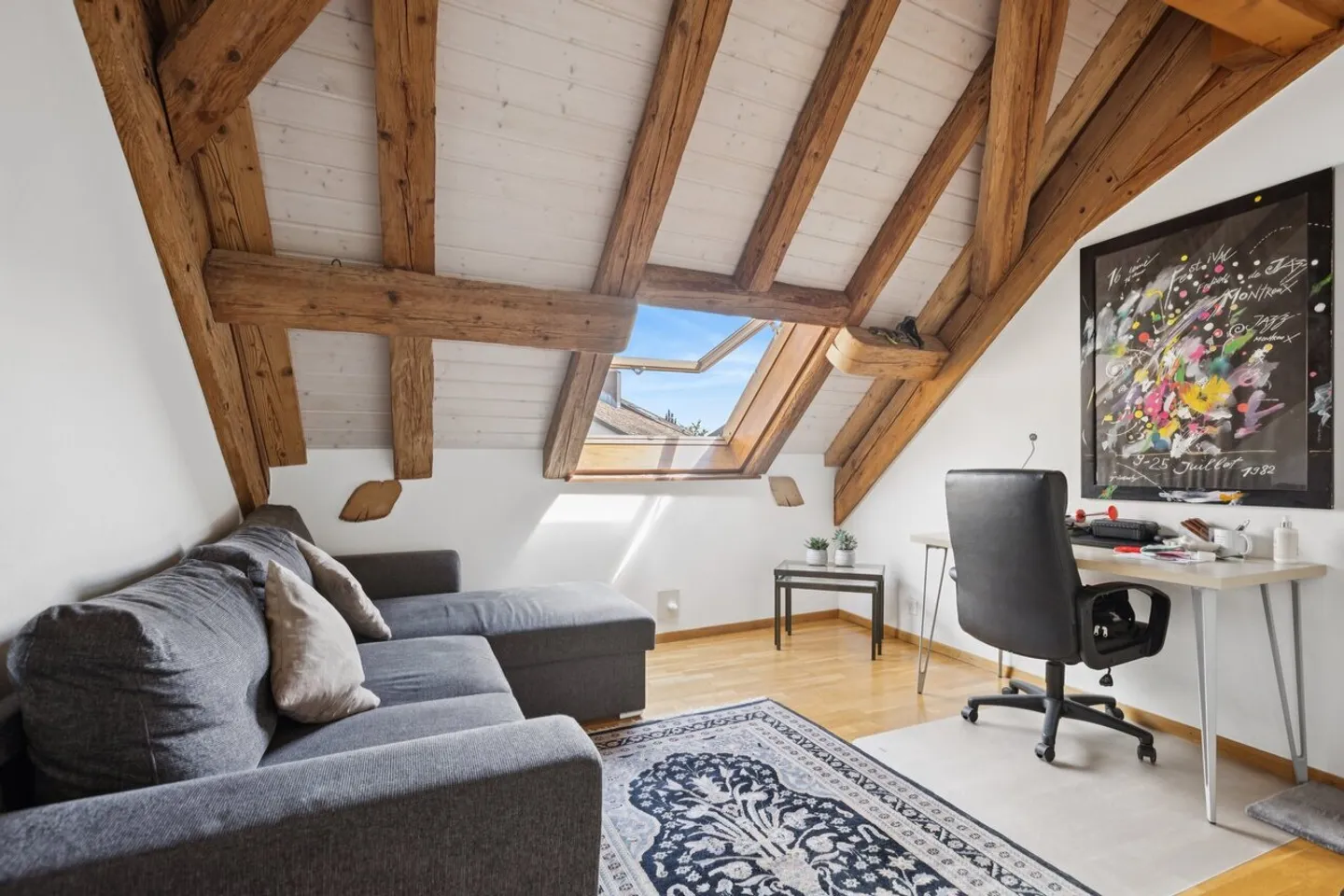 Charming apartment in the heart of the village of Lonay - Photo 8 of 13