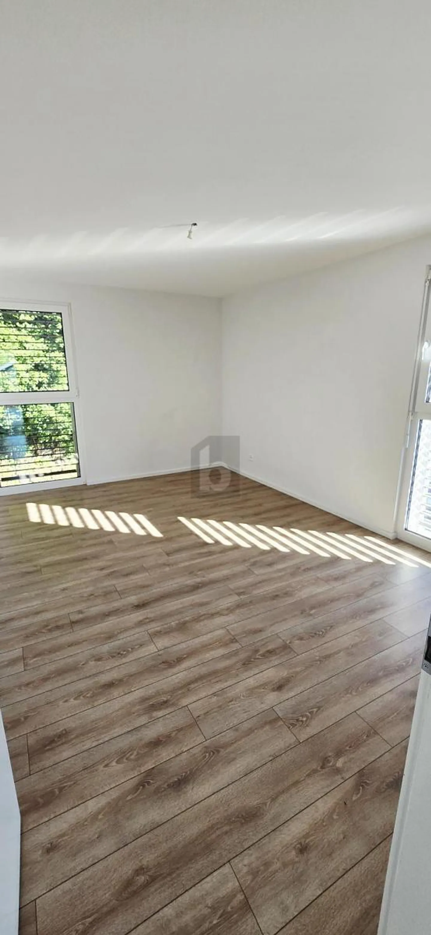 DUPLEX WITH A BREATHTAKING TERRACE - Photo 3 of 5