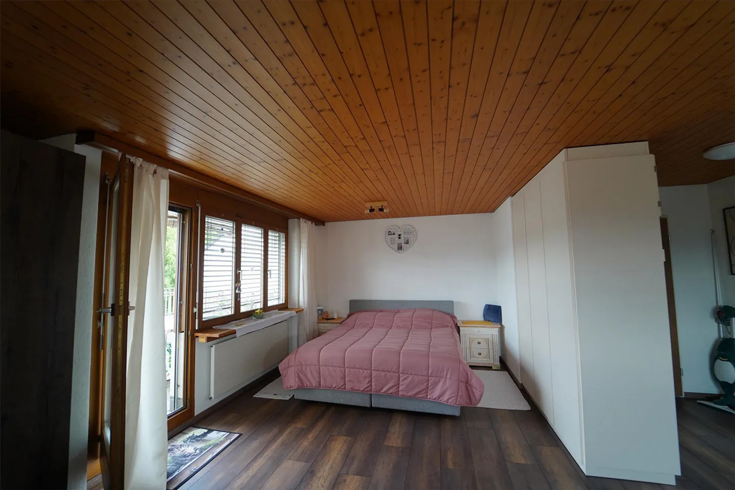 Living in the Green - Photo 5 of 6