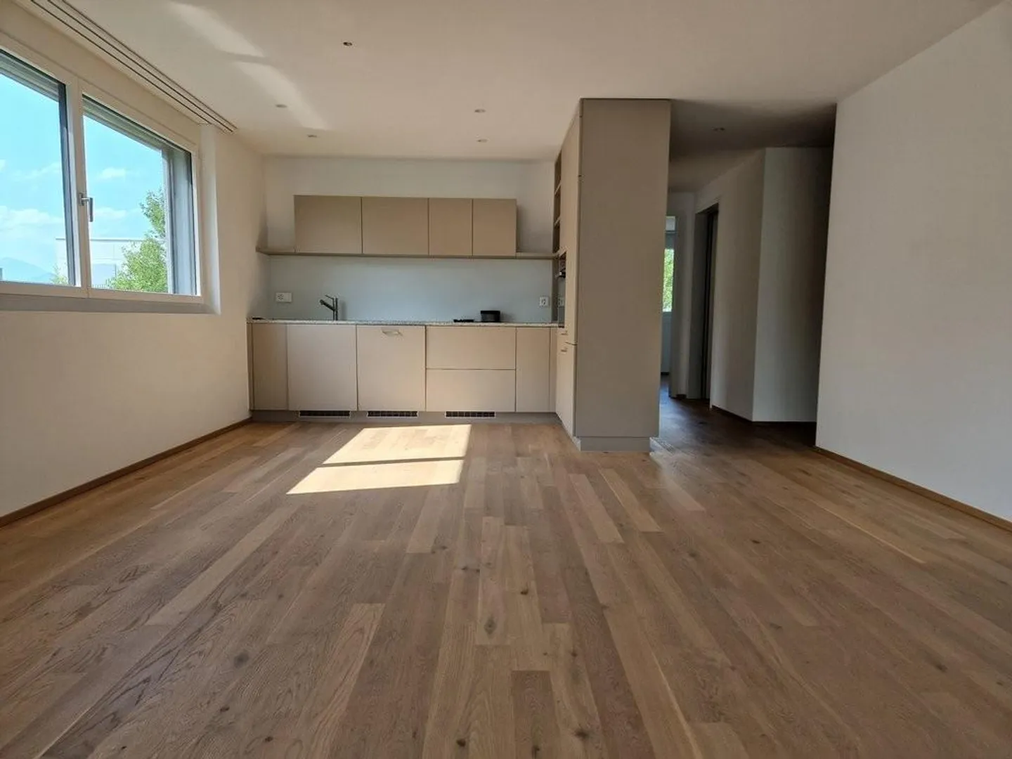 Modern 3.5 room apartment in Igis - Photo 3 of 11