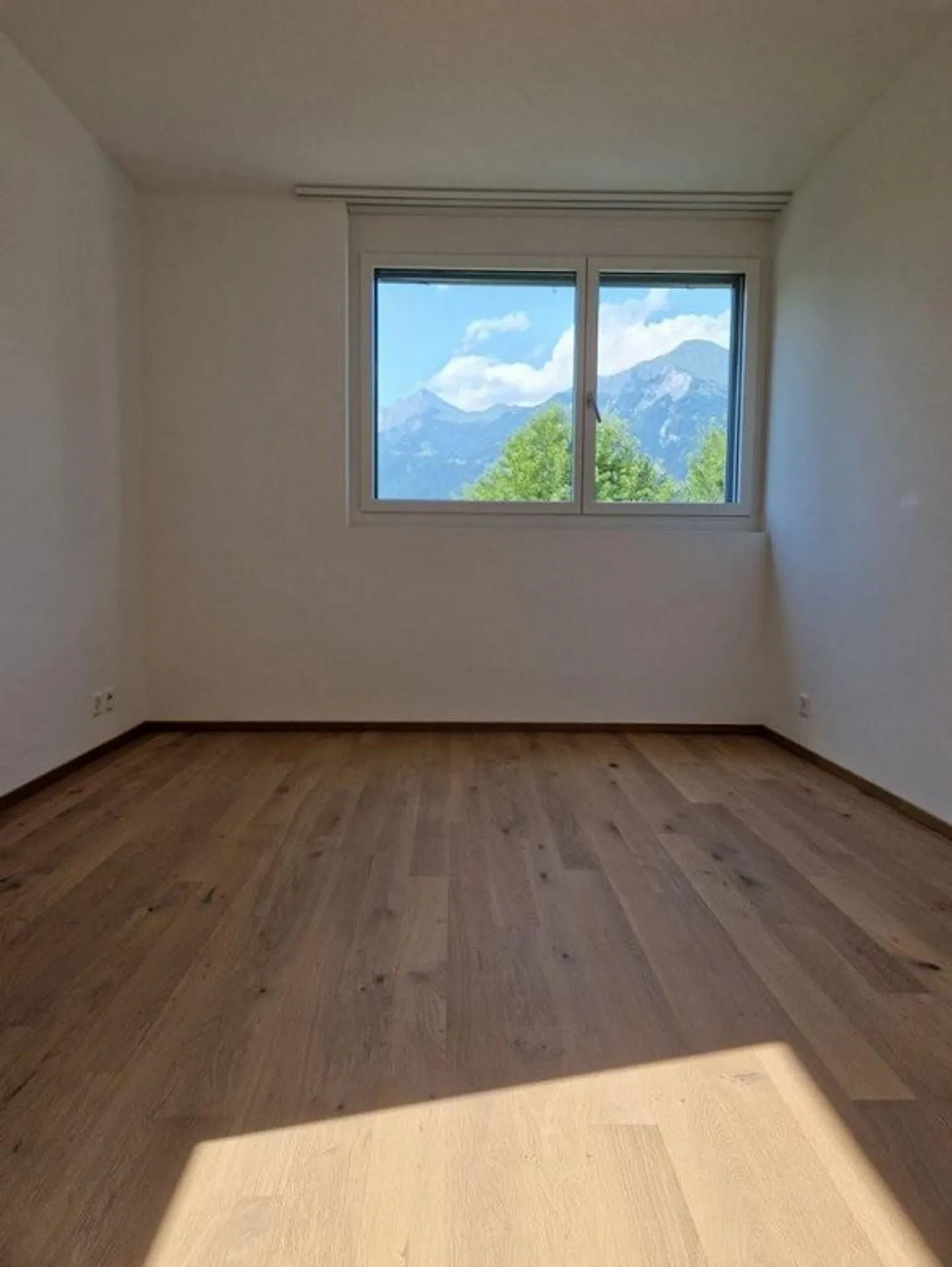 Modern 3.5 room apartment in Igis - Photo 5 of 11