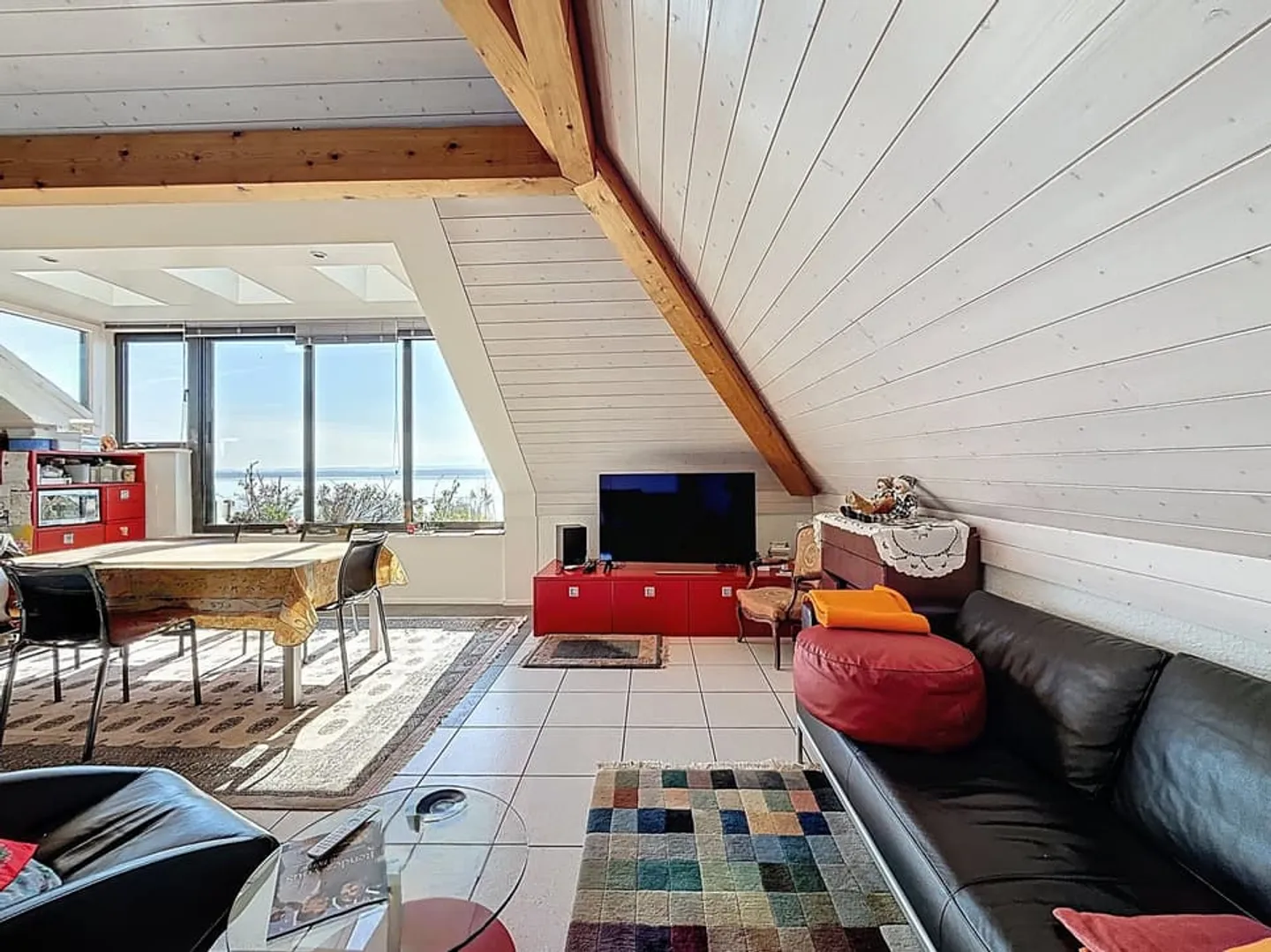 Duplex con vista panoramica sul lago e le Alpi - Gorgier - Foto 4 di 13