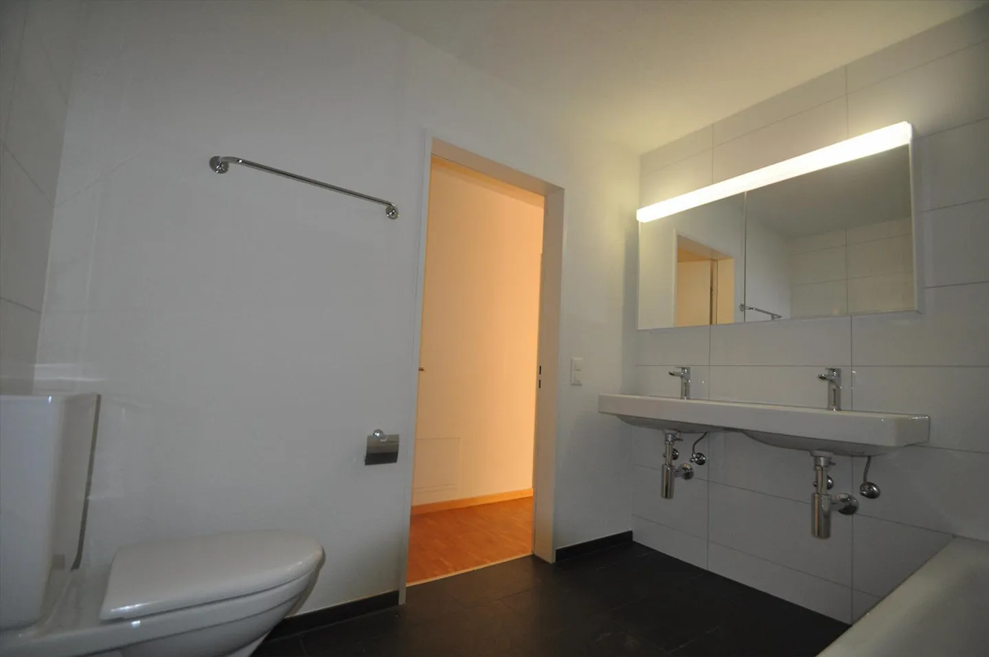 La tua nuova casa ti aspetta! - Foto 4 di 9