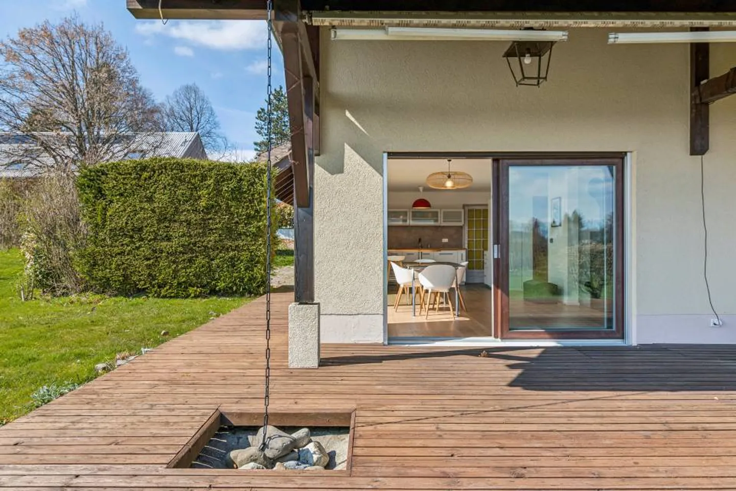 7-room House - Photo 11 of 12