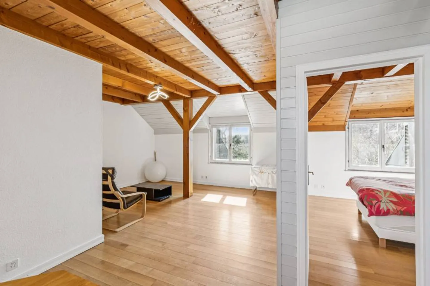 7-room House - Photo 8 of 12