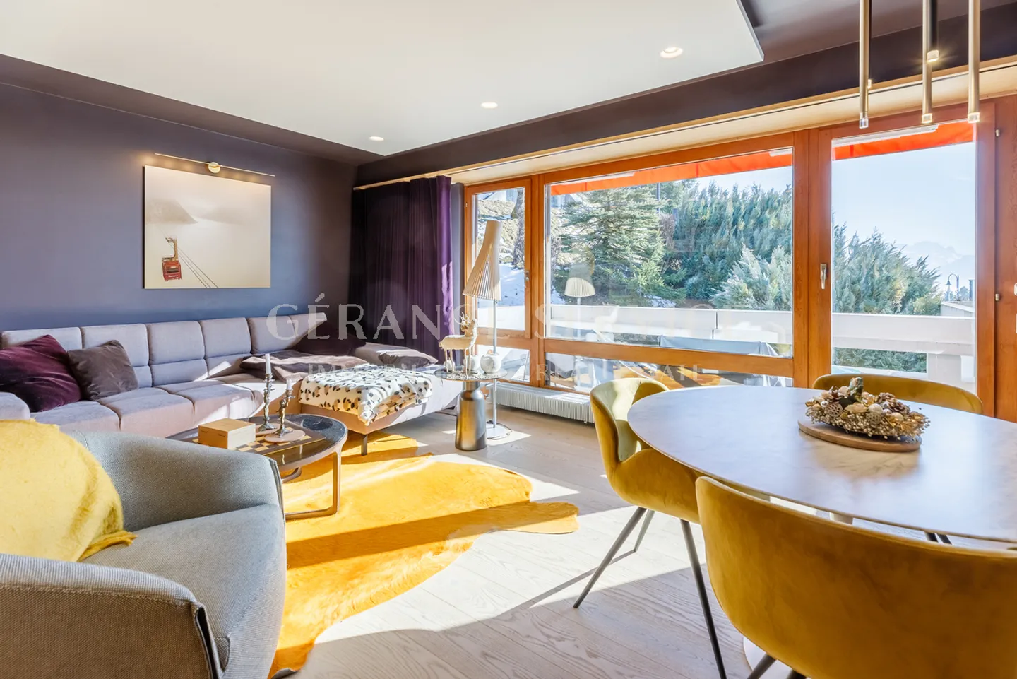 Appartement rénové à Villars - Photo 1 sur 13