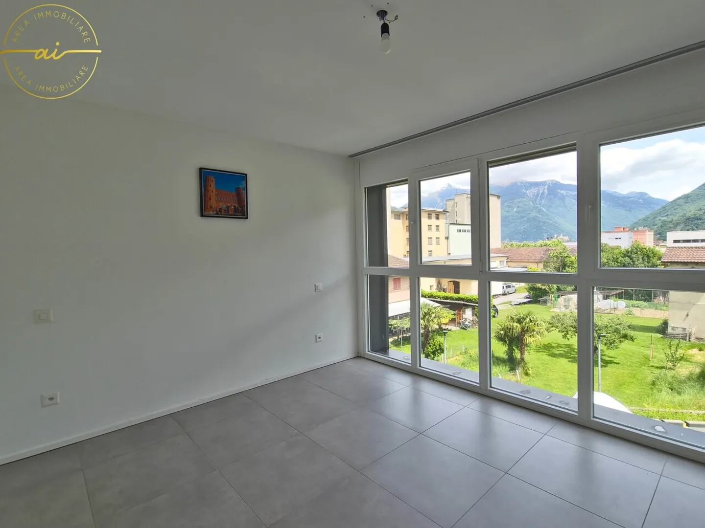 Modernes Apartment in Giubiasco - Foto 7 von 11