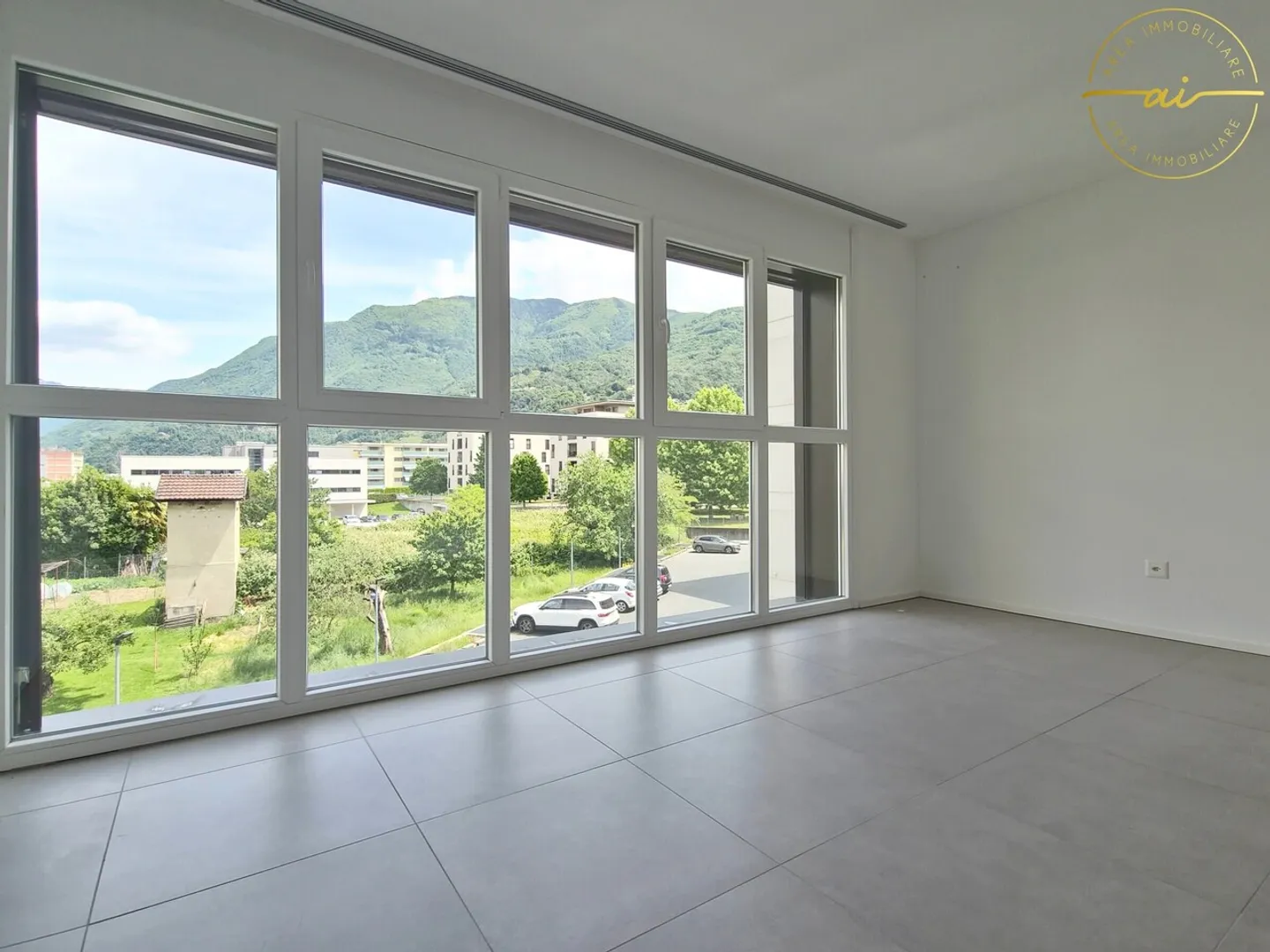 Modernes Apartment in Giubiasco - Foto 8 von 11
