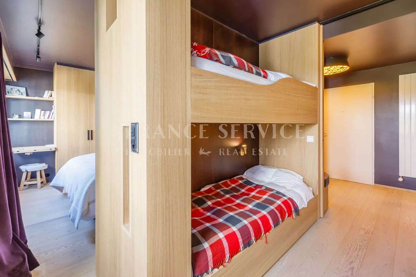 Appartement rénové à Villars - Photo 7 sur 13