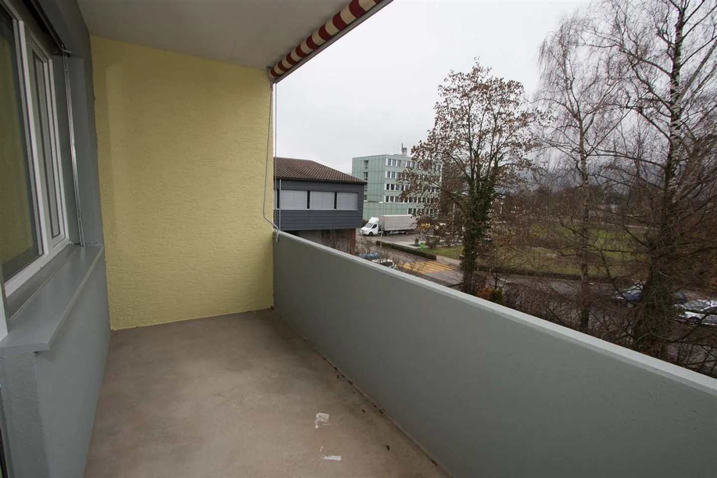 Appartamento moderno con balcone in buona posizione - Foto 5 di 9