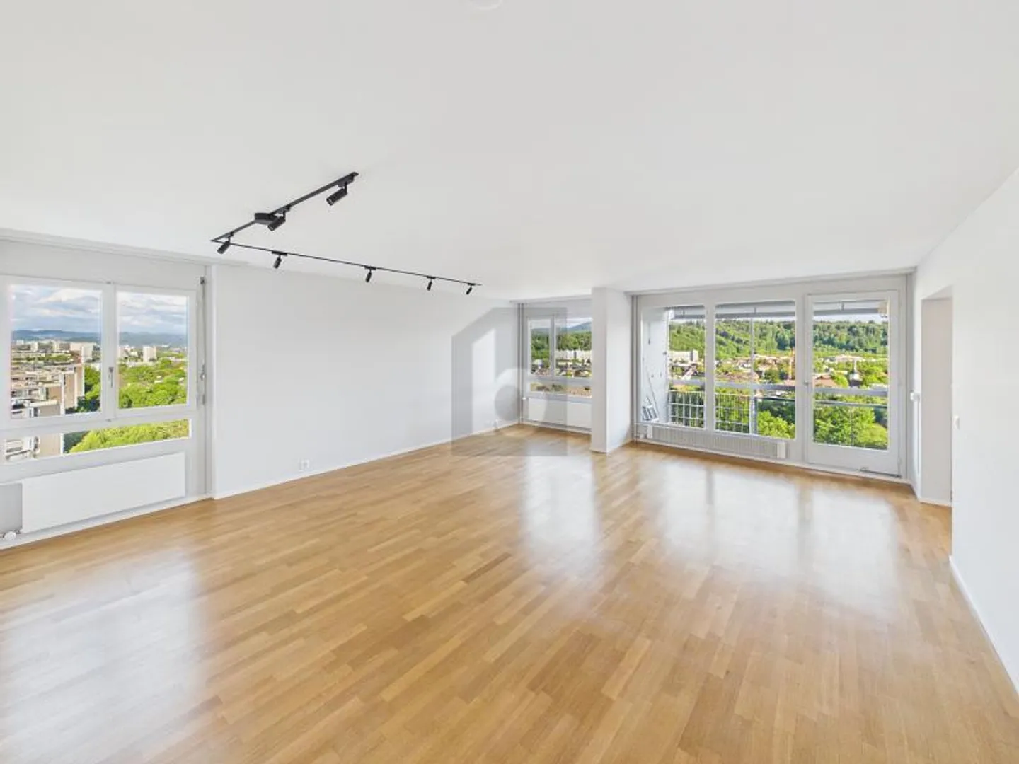 Appartement moderne avec vue - Photo 1 sur 6