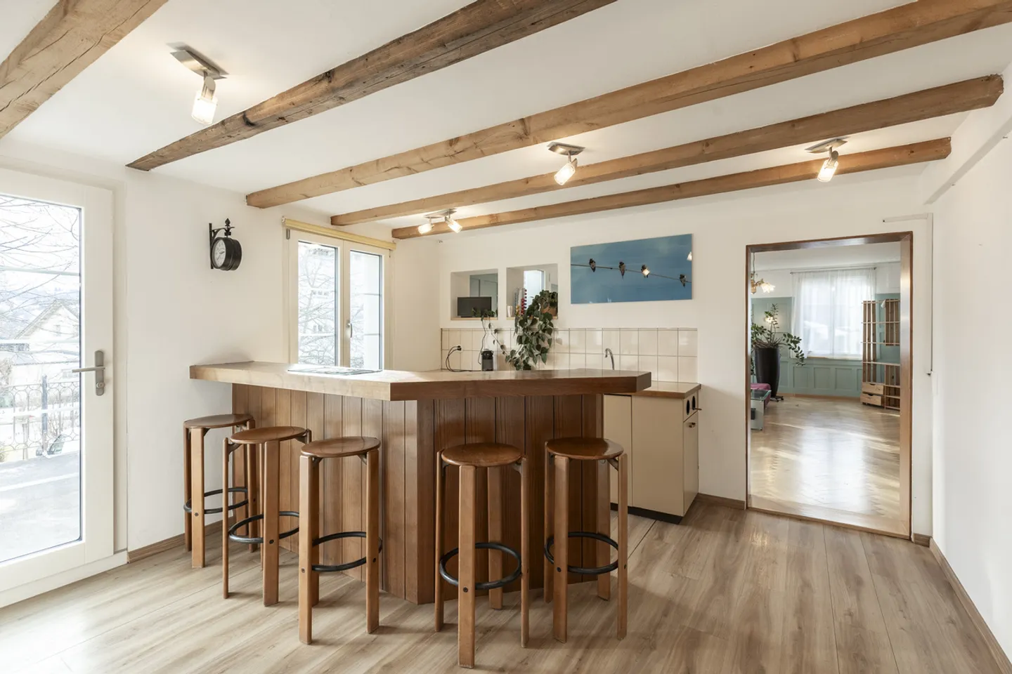 Proprietà versatile con ampio spazio abitativo e utilizzabile - Foto 3 di 7