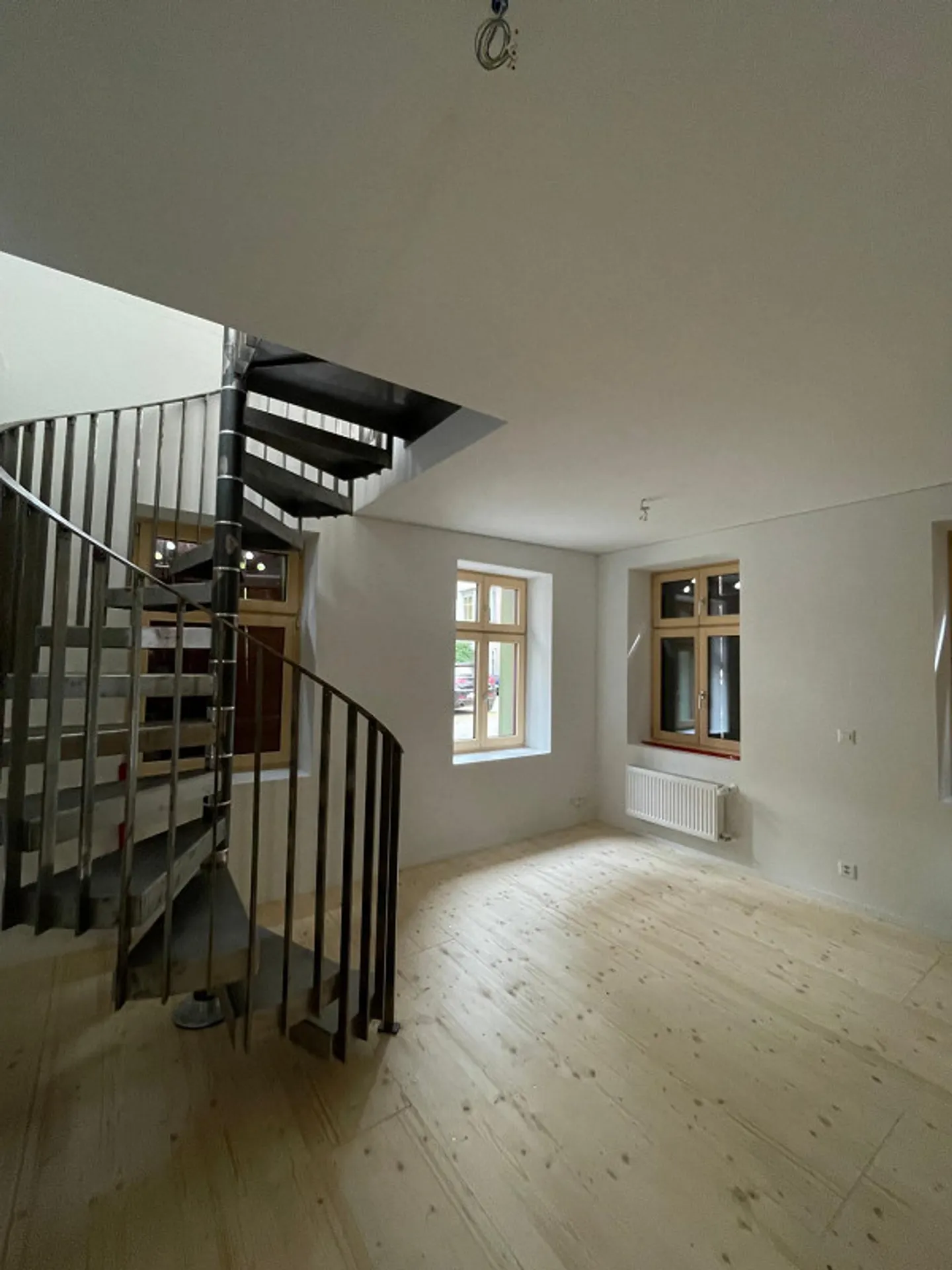 First occupancy: Exclusive maisonette loft apartment with sunny roof terrace - Photo 4 of 9