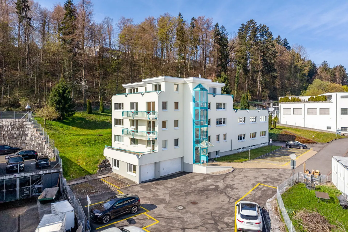 Il vostro nuovo ufficio o spazio commerciale sulla riva sinistra del Lago di Zurigo - Foto 1 di 9