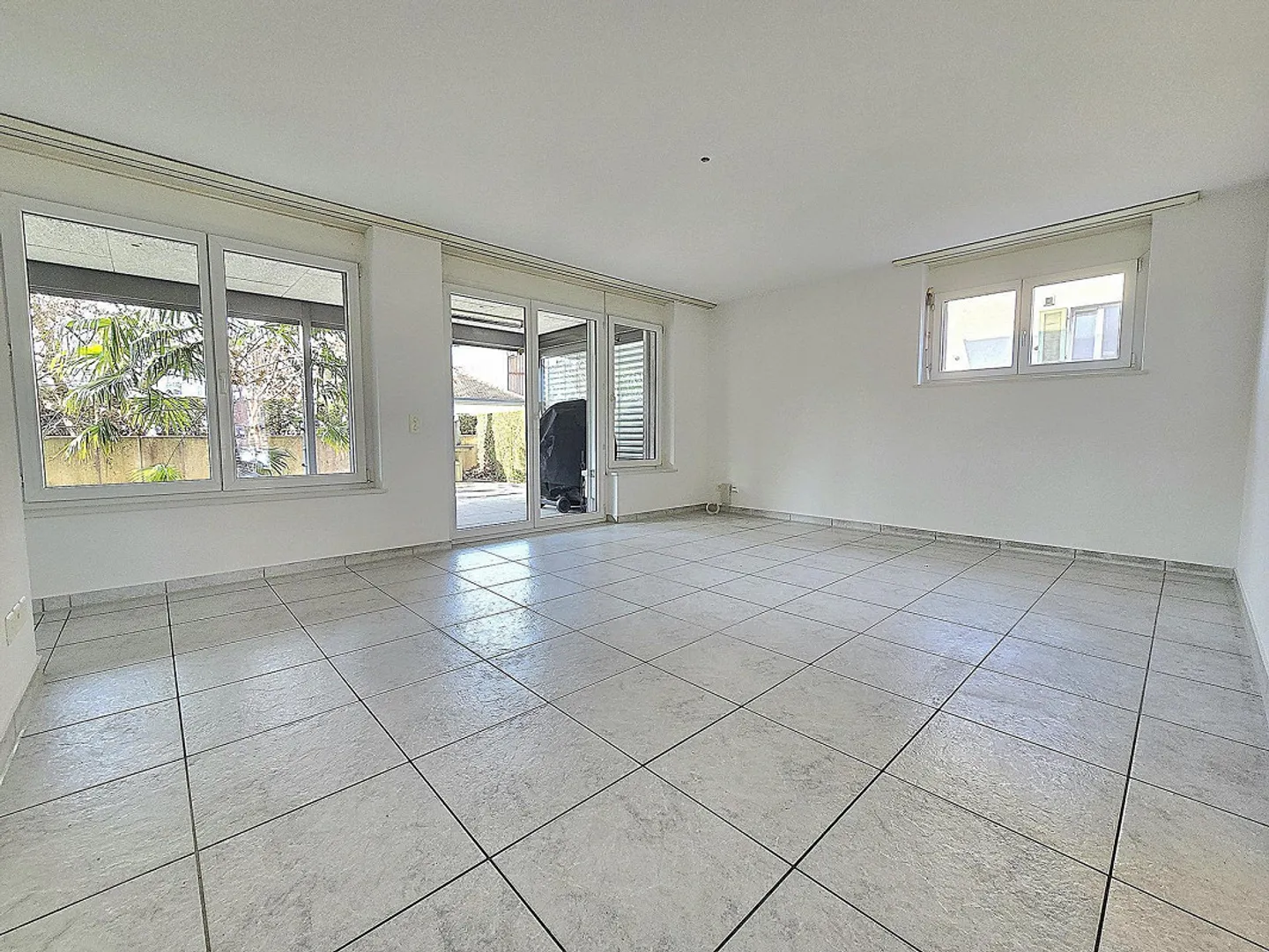 Ground floor apartment with winter garden - Photo 4 of 16