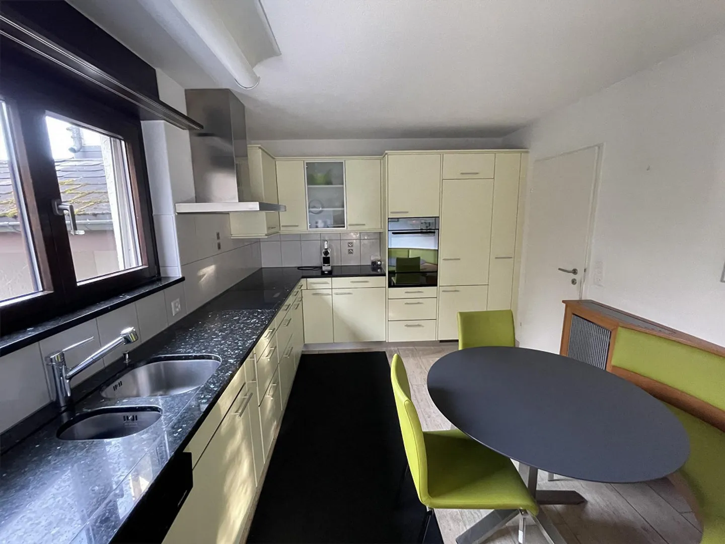 Molto comfort abitativo con una vista meravigliosa! - Foto 4 di 11