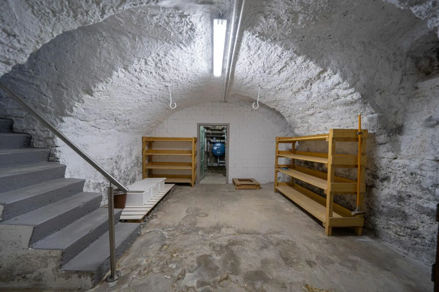 Charmantes Bauernhaus mit Scheune, Garage und Gewölbekeller - Foto 11 di 13