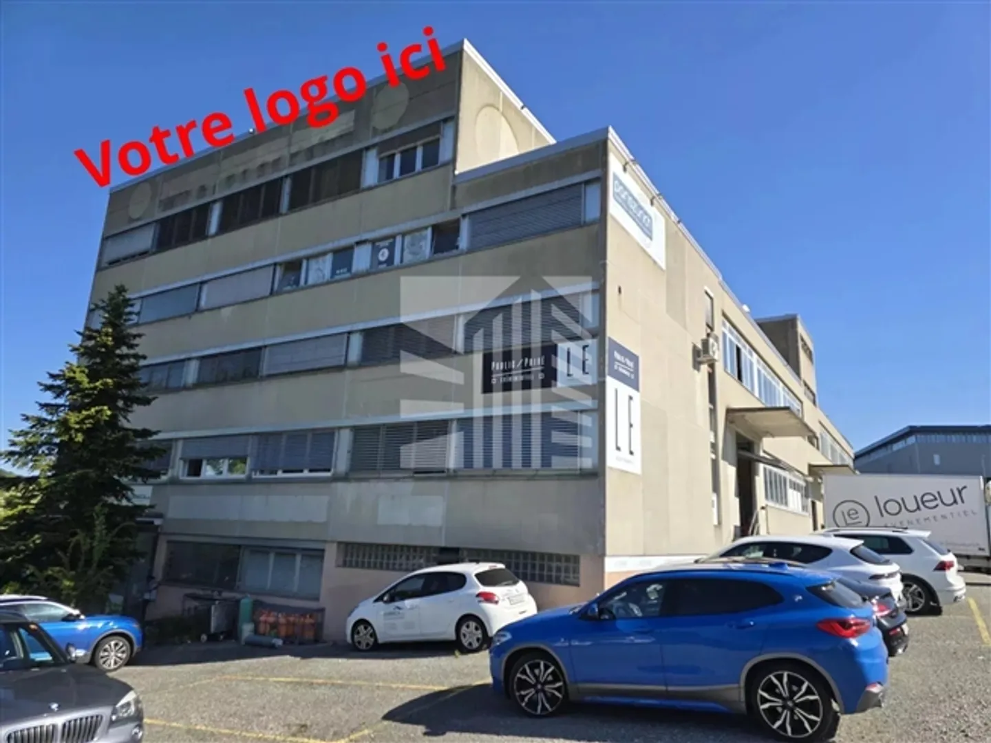 Grandes Espaces Commerciaux à Ecublens - Photo 1 sur 13