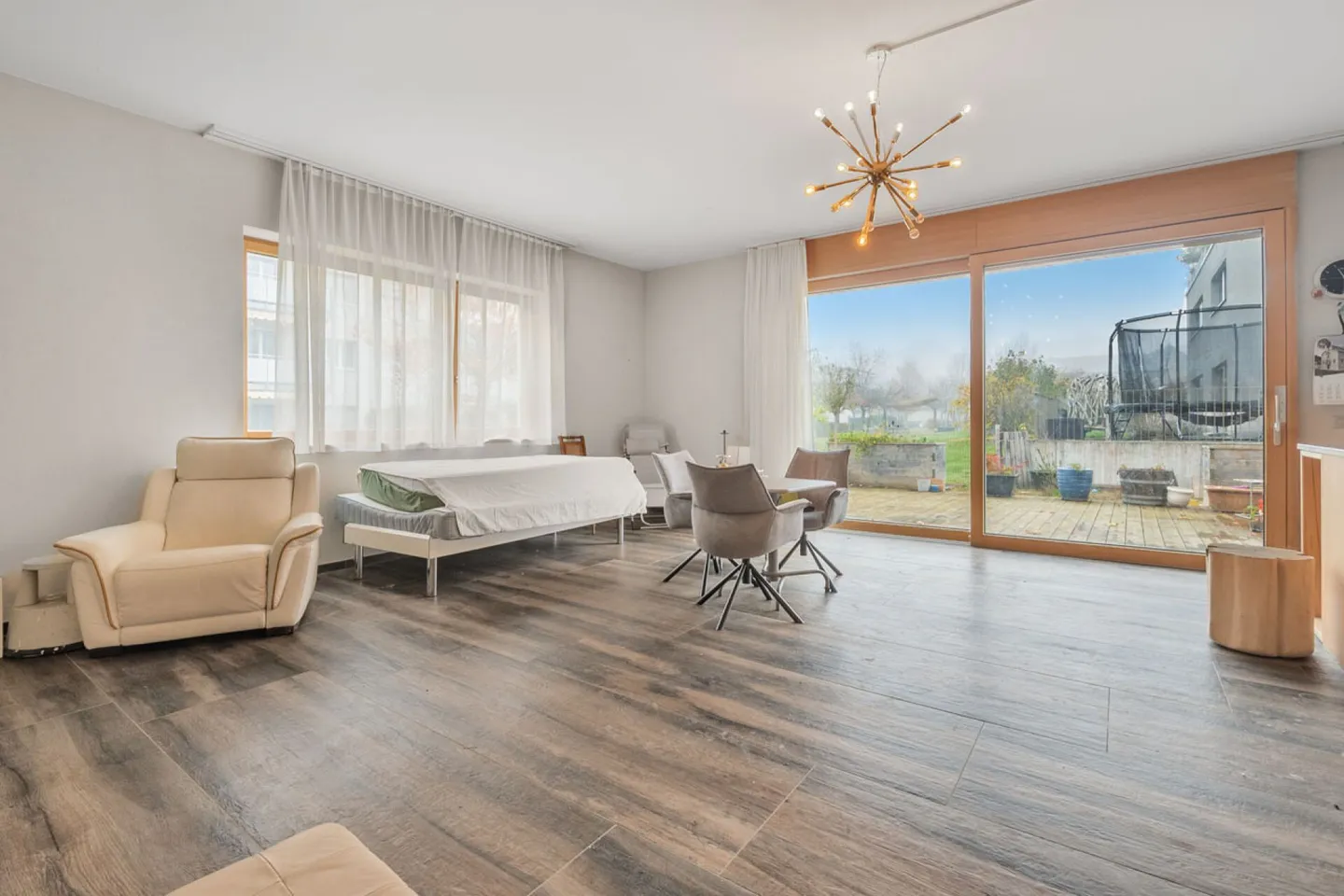 Central House - 8.5 Room Single-Family Home in the Heart of Bremgarten - Photo 1 of 14