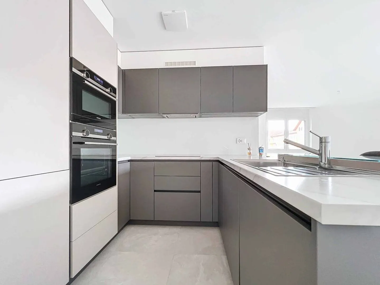 Appartamento moderno con vista lago - Foto 4 di 10