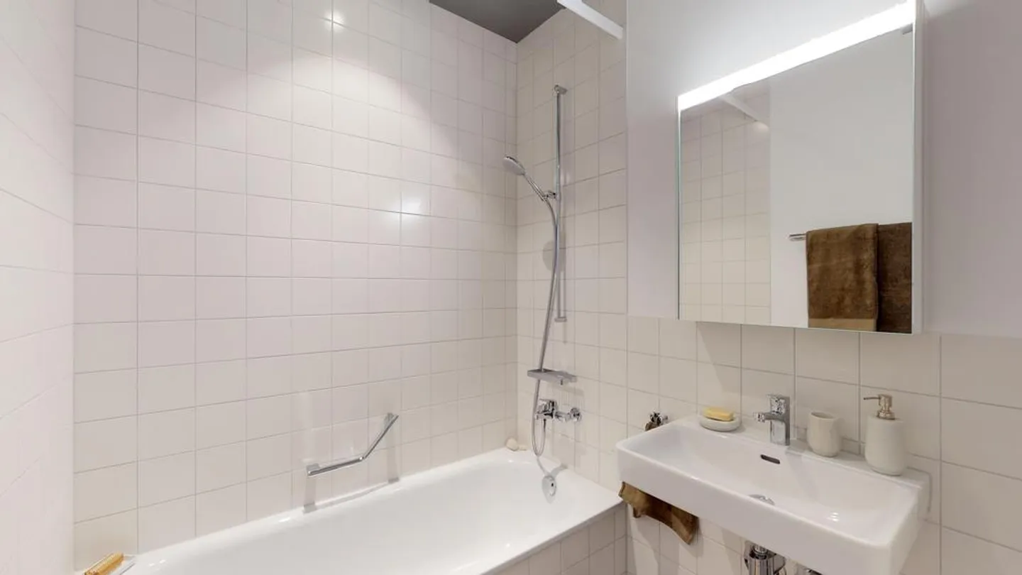 Sogno abitativo moderno nel vivace quartiere di Aeschbach - Foto 6 di 9