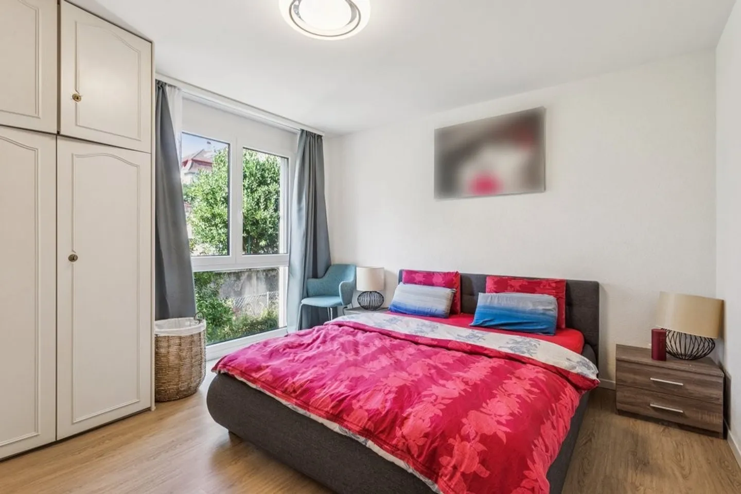Appartamento di 4,5 locali con balcone e vista sul lago di Neuchâtel - Foto 5 di 10