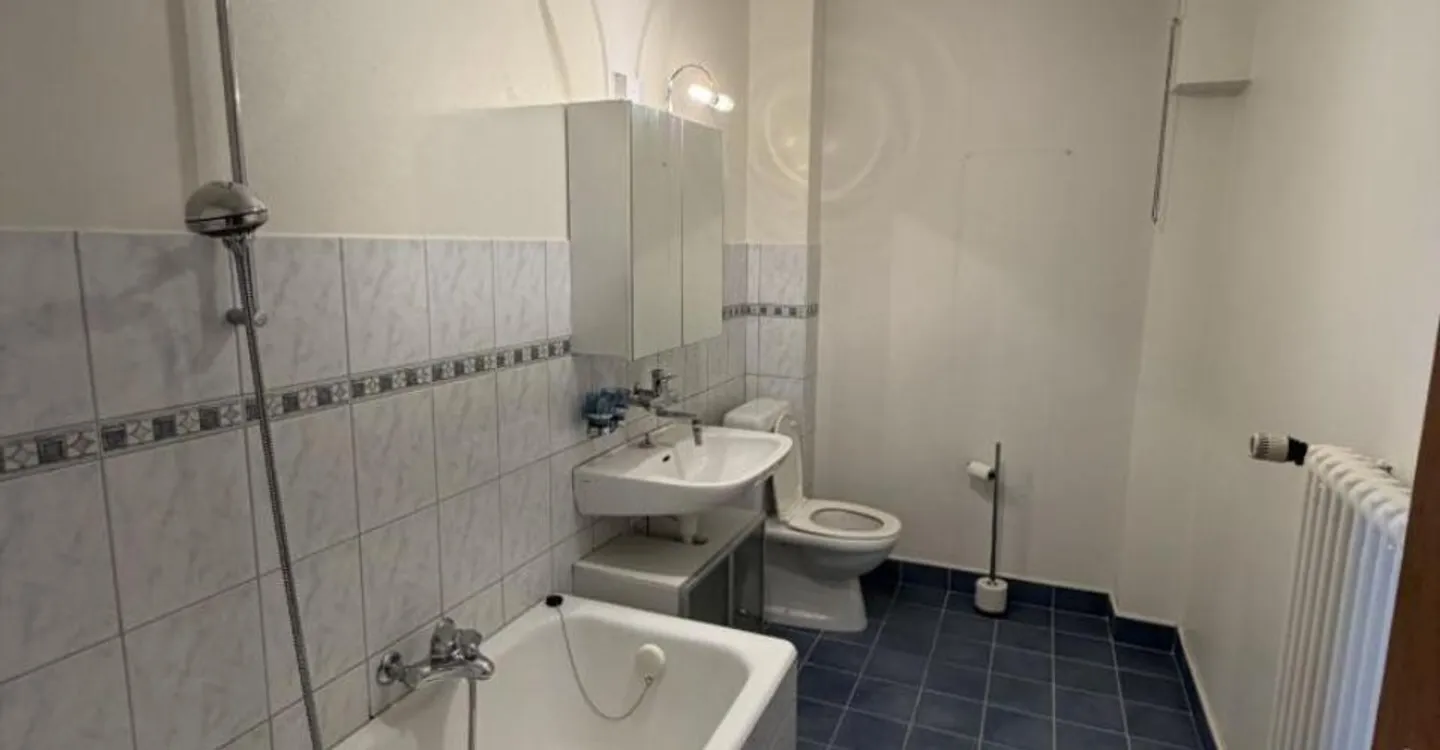 Appartement Charmant avec Vue sur le Lac - Photo 6 sur 13