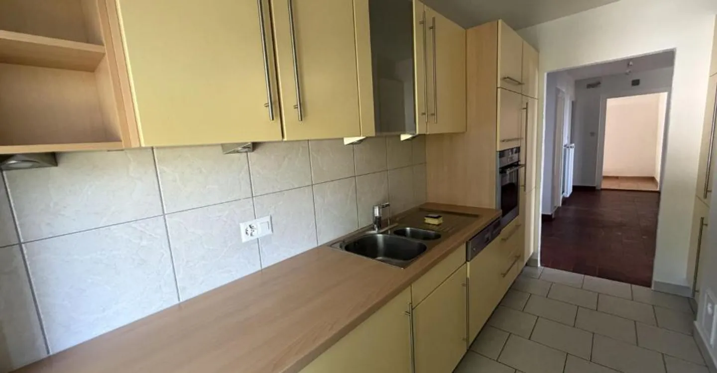 Appartement Charmant avec Vue sur le Lac - Photo 3 sur 13