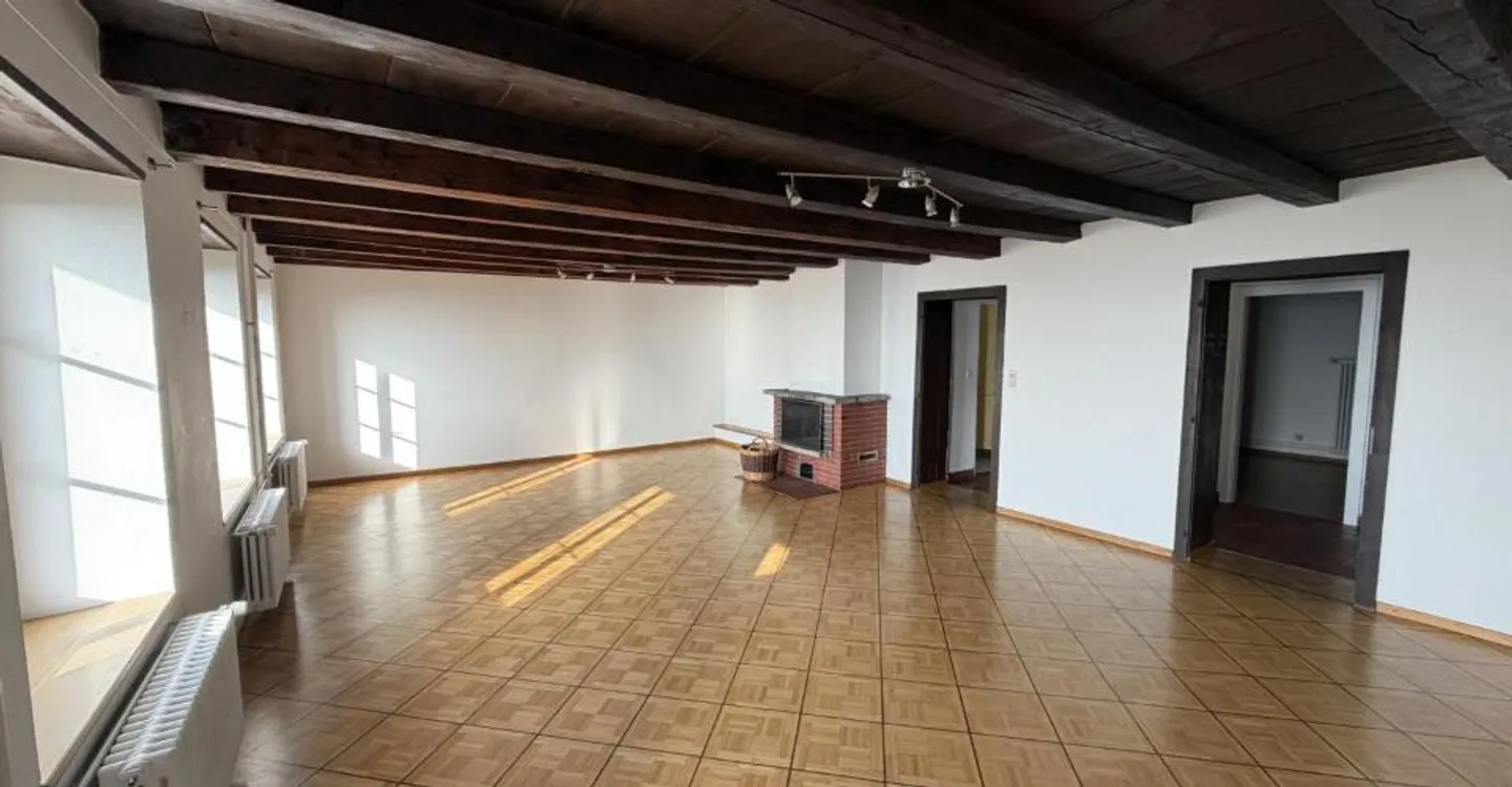 Appartement Charmant avec Vue sur le Lac - Photo 4 sur 13
