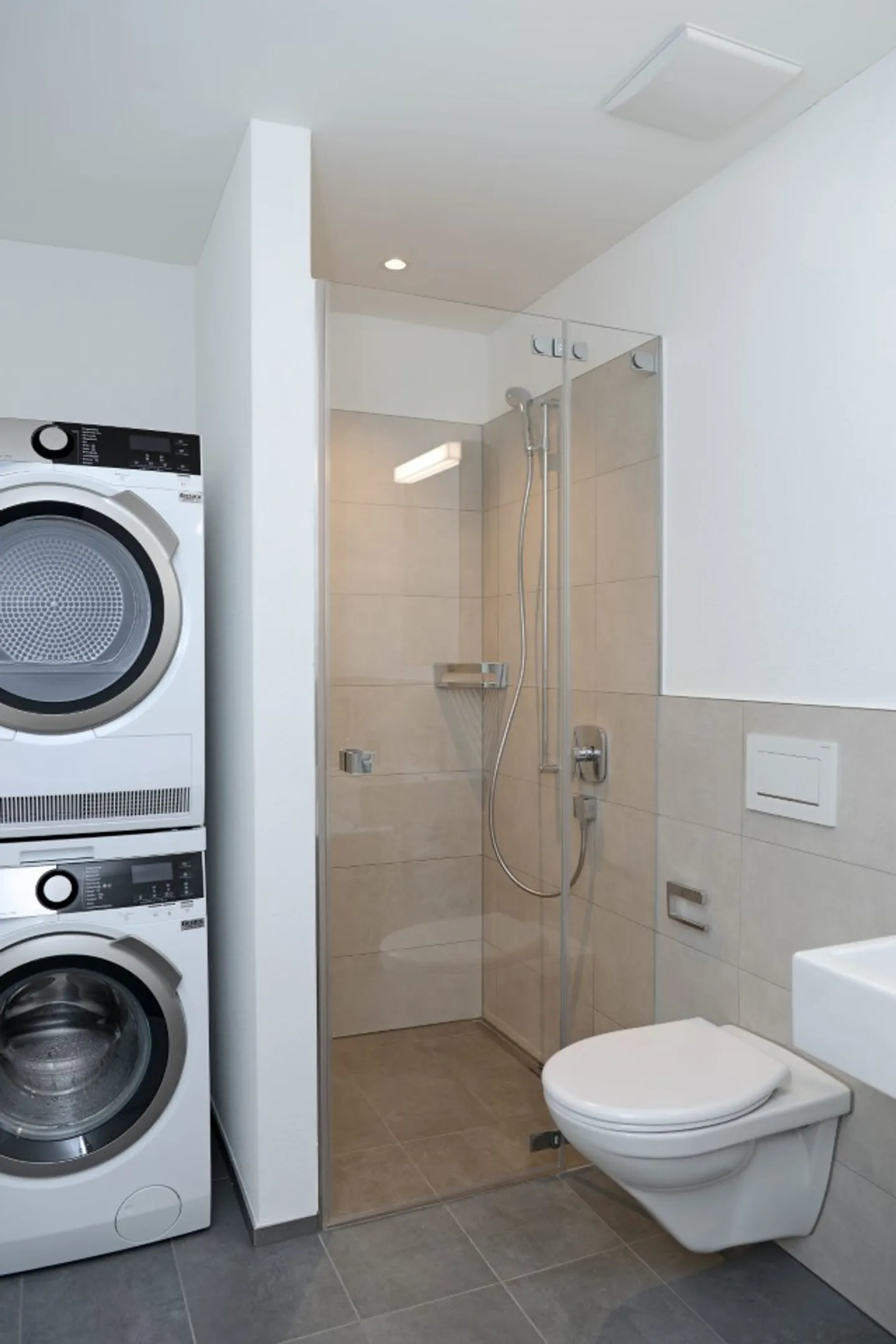 New building in garden settlement with lots of nature - Photo 6 of 8