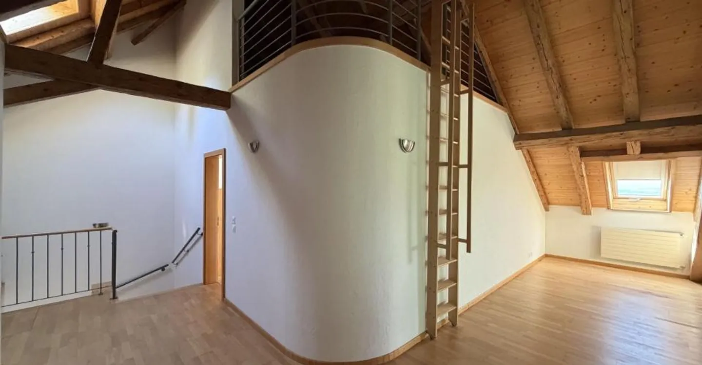 Appartement Charmant avec Vue sur le Lac - Photo 12 sur 13
