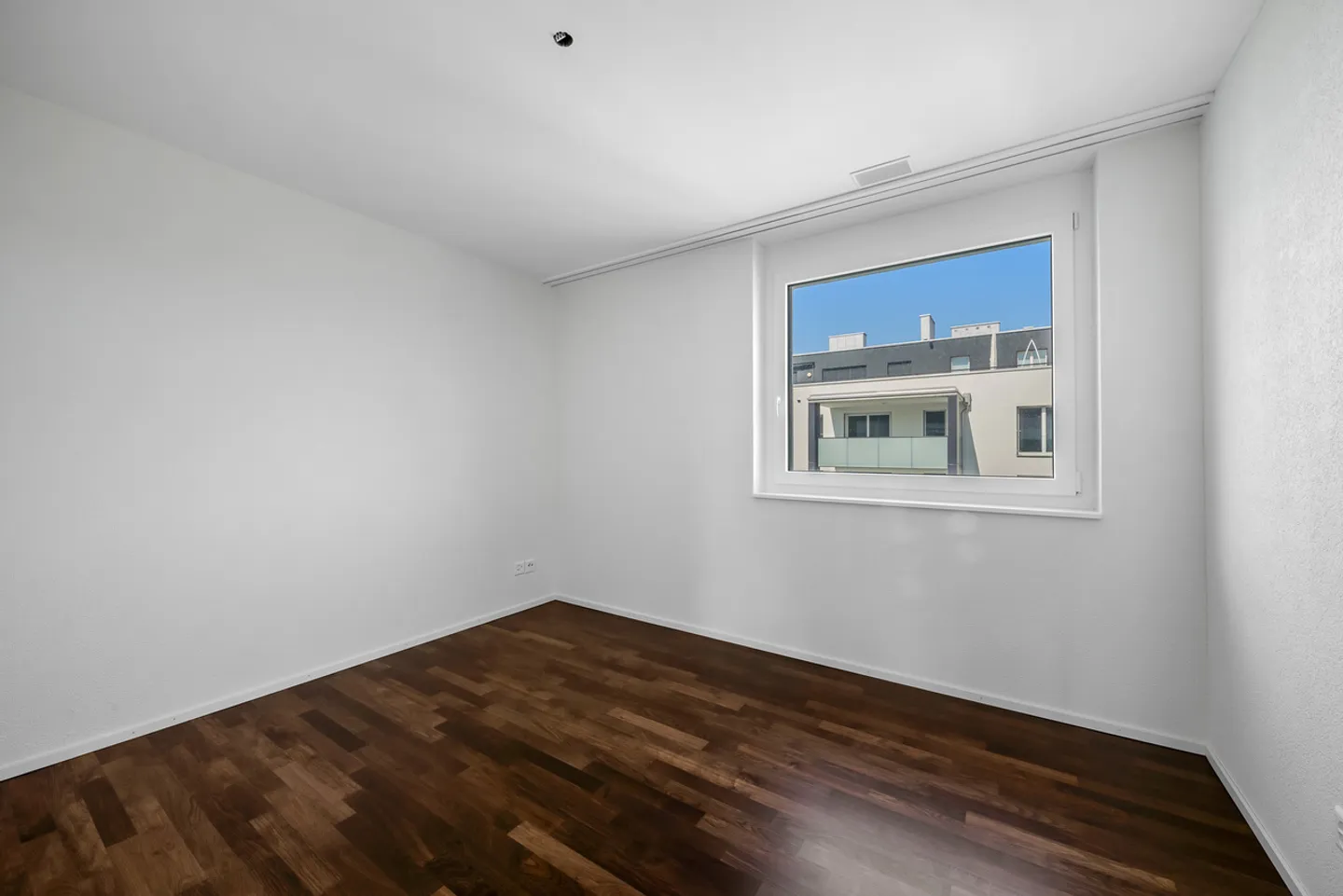 Spacious 4.5-room apartment in the sunny Sennenwies development - Photo 5 of 8