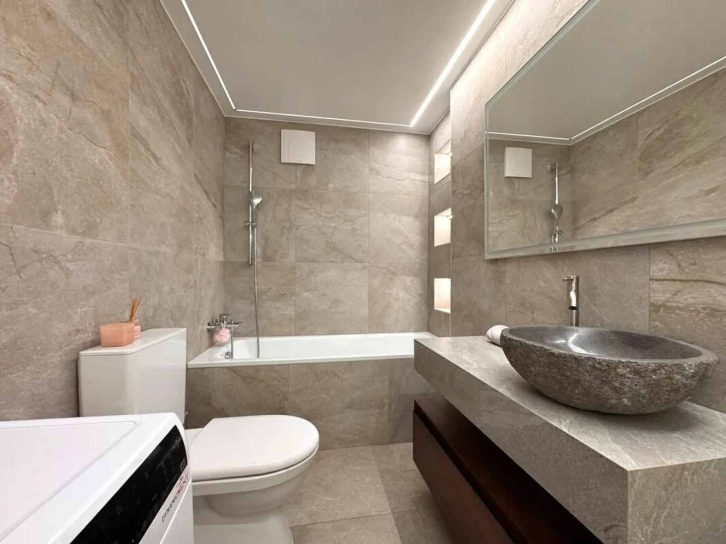 Modernes 3-Zimmer-Apartment mit Balkon, renoviert im Jahr 2025 - Foto 10 von 10