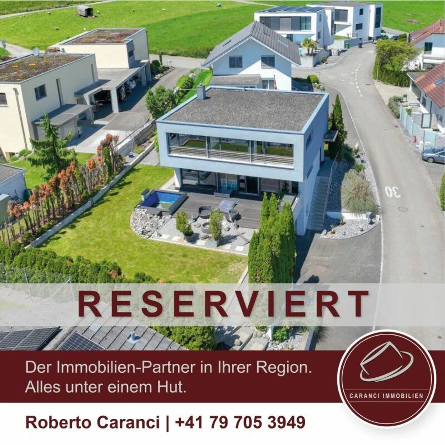 VENDUTO - Il design incontra l'idillio del villaggio - unica casa unifamiliare... - Foto 2 di 11